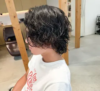 ミディアム パーマ メンズ 服部 雄輝のヘアスタイル