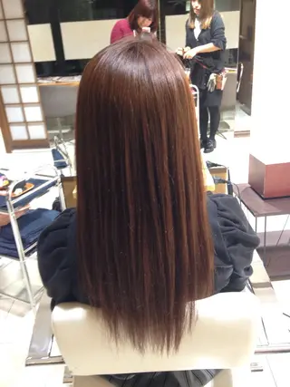 ロング 片山千晴✨ツヤ髪カラ ー✨レイヤーカット✨のヘアスタイル