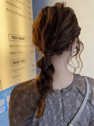 ヘアアレンジ attrait茅ヶ崎 関根美歩のヘアスタイル