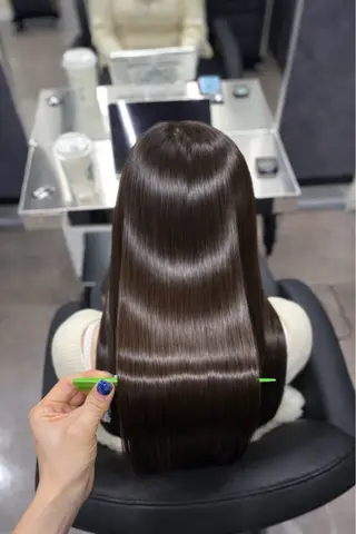 ロング CYNTHIADUE 店長| IRISUのヘアスタイル