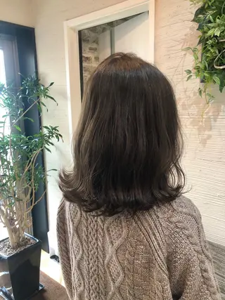 ミディアム カラー 🫧こおりやま なつみ🫧のヘアスタイル