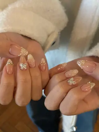 ネイル nagisa ✩︎⡱のネイルデザイン