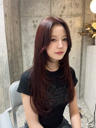 ロング レイヤーカット 新宿🤍Maiのヘアスタイル