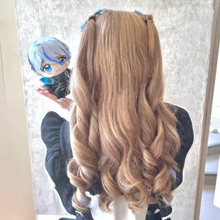 ロング ヘアアレンジ ヘアメ🎀推しカラー 🥣横浜/しほ🧸のヘアスタイル