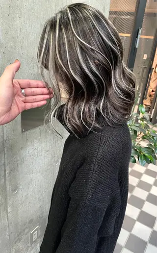 ミディアム カラー タナカ タクヤのヘアスタイル