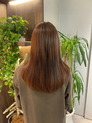セミロング ハイトーン/透明感 yuinaのヘアスタイル