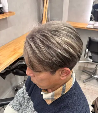 カラー メンズ ‪🔆‬ハイトーン ‪🔆‬AYAKAのヘアスタイル