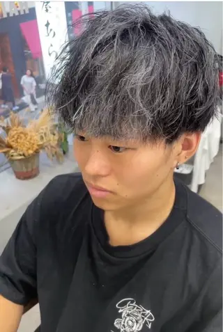 ショート カラー メンズ メンズ専門サロン wokeのヘアスタイル