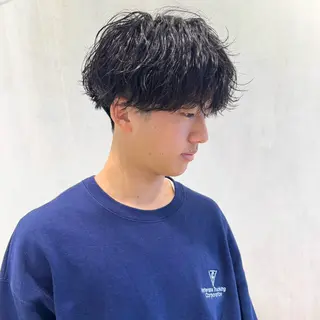パーマ メンズ メンズパーマ/フェ ザーパーマ/古川晴輝のヘアスタイル