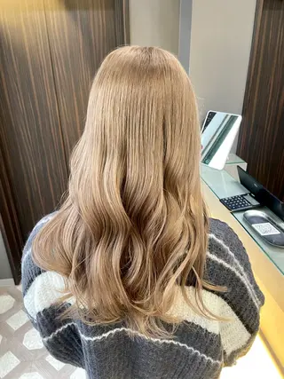 セミロング ブリーチなしWカラー ヘアセット菜希のヘアスタイル