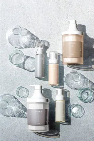 ロング 平居 リサのヘアスタイル