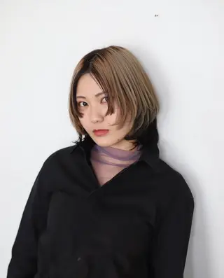 ミディアム カラー vahan✂︎ 小林未果🕊のヘアスタイル