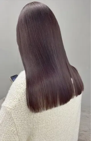 セミロング 艶髪縮毛矯正 🫧🦋/YUINAのヘアスタイル