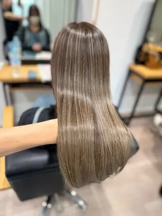 セミロング 小田原NO1 美容師 飯田飛翔のヘアスタイル