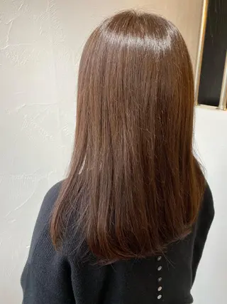 セミロング TOMOKO 髪質改善💫縮毛矯正のヘアスタイル