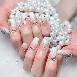 ネイル 🎀M nails✨ ビューティーのネイルデザイン
