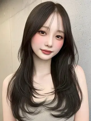 ロング カラー 岡田 望愛🫧のヘアスタイル