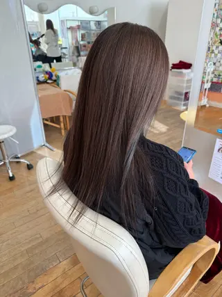 カラー 山本 瑠華のヘアスタイル