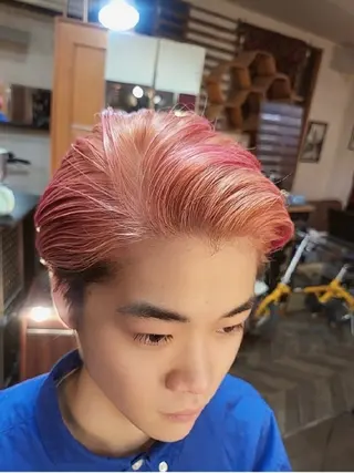 カラー ショート 足利市・原宿・表参道 シニストラのヘアスタイル