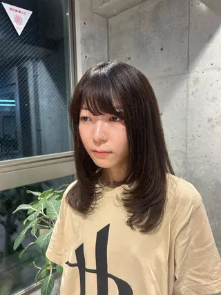 ミディアム 🤡暖色レイヤー 🤡みさきのヘアスタイル