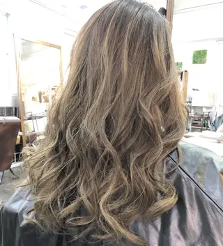 ロング 吉田 典弘のヘアスタイル