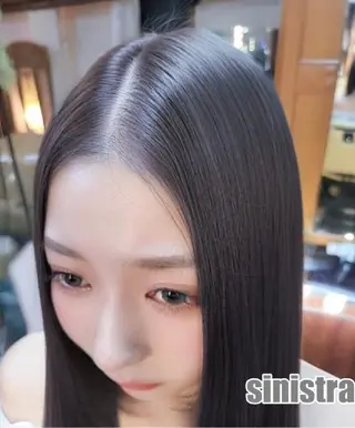 セミロング カラー 足利市・原宿・表参道 シニストラのヘアスタイル