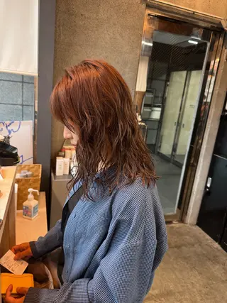 ミディアム カラー パーマ Peyp所属・早瀬裕之 パーマのヘアスタイル