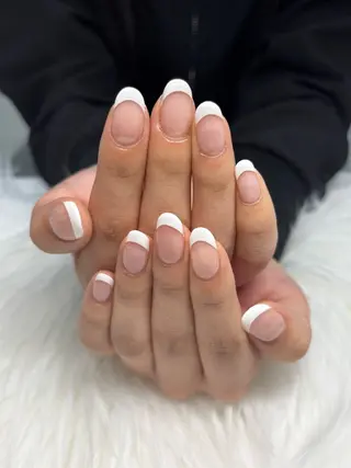 ネイル SHIORI ⭐︎のネイルデザイン
