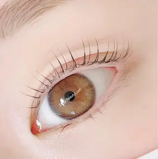 パーマ Emiy BeautyLushのマツエク・マツパデザイン