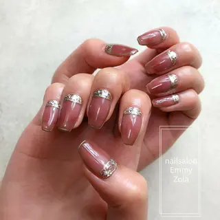 ネイル ネイルサロン Emmy  Zolaのネイルデザイン