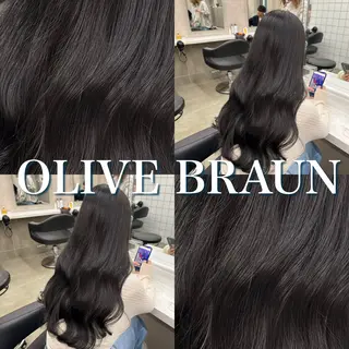 ロング 寒色/ベージュヘア ブリーチありMiOのヘアスタイル