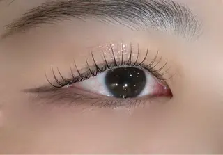 マツエク・マツパ akari 💡のマツエク・マツパデザイン