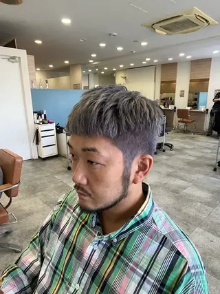 カラー メンズ カット/パーマ/カラ ー清本耕介のヘアスタイル
