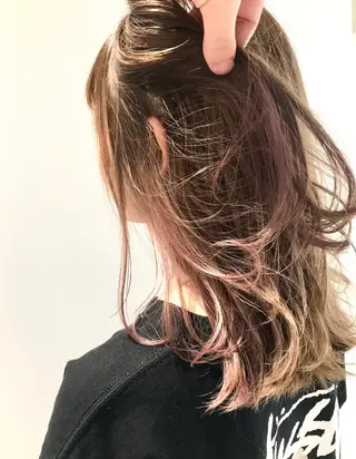 ミディアム カラー 加藤 憂のヘアスタイル