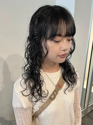 セミロング パーマ 桃果 momokaのヘアスタイル