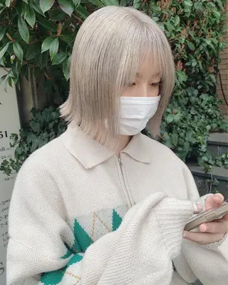 ミディアム カラー suu所属・🐝 hachi🐝のヘアスタイル
