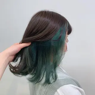 ミディアム ブリーチカラー 🩵MIZUKIのヘアスタイル