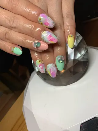 ネイル LAVISH nail salonのネイルデザイン