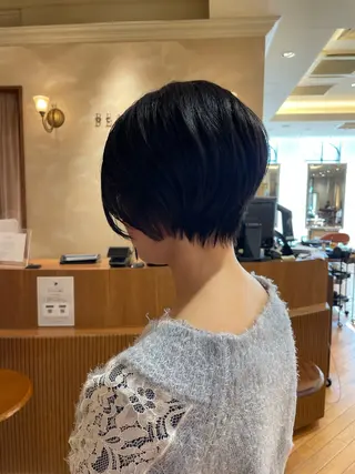 ショート ボブ ホノカのヘアスタイル