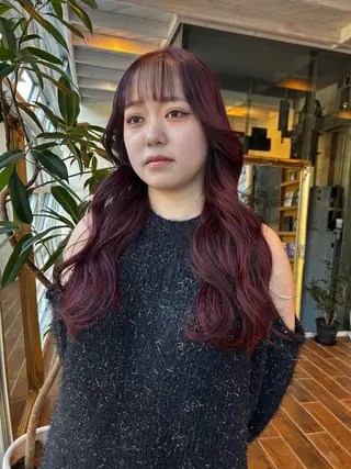 ロング カラー 西 優衣奈のヘアスタイル