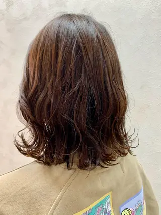 ミディアム 加藤 遥花のヘアスタイル