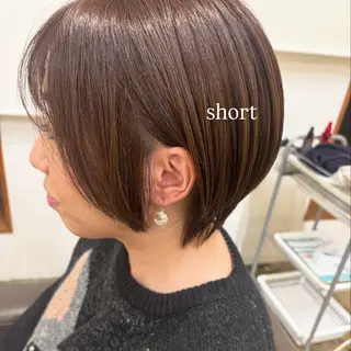 ショート 岩井 七香のヘアスタイル