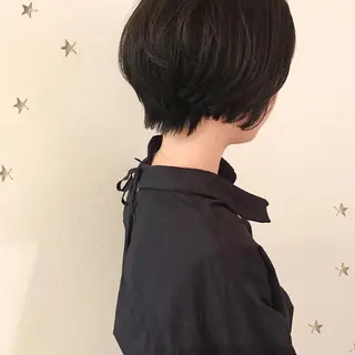 ショート 市川 千夏のヘアスタイル