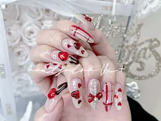 ネイル ✨Nailsalon Vi+✨のネイルデザイン