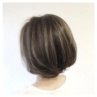 ショート カラー biscohair 髪にドラマを。のヘアスタイル
