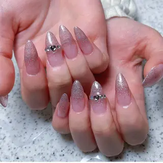 ネイル Queens マオのネイルデザイン