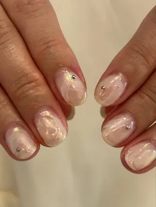 ネイル une／YUKINA 🫧大人nuanceのネイルデザイン