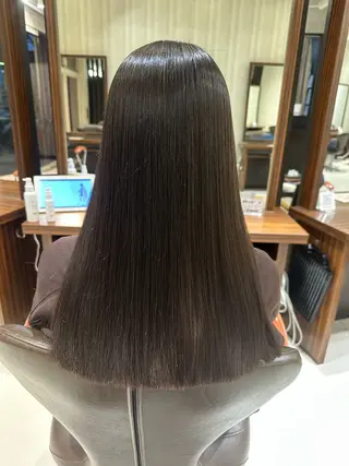 ロング ブリーチ/艶カラー カノ🌼のヘアスタイル