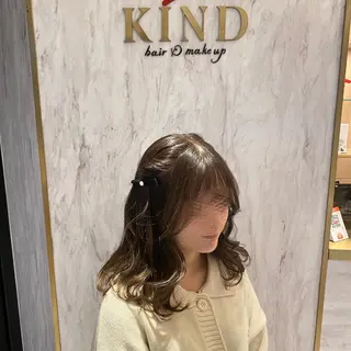 ミディアム カラー募集中 広井優菜のヘアスタイル