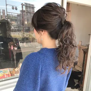 ロング カラー ヘアアレンジ Mariana/ 鶴原-ハイライトのヘアスタイル